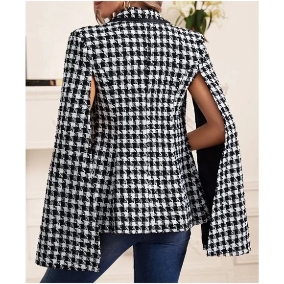 Classic Plaid Button up Cape Blazer - Picture 5 of 5